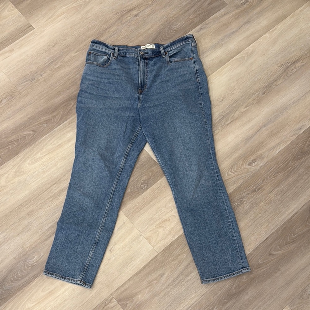 Abercrombie slim straight ultra high rise - Picture 2 of 4